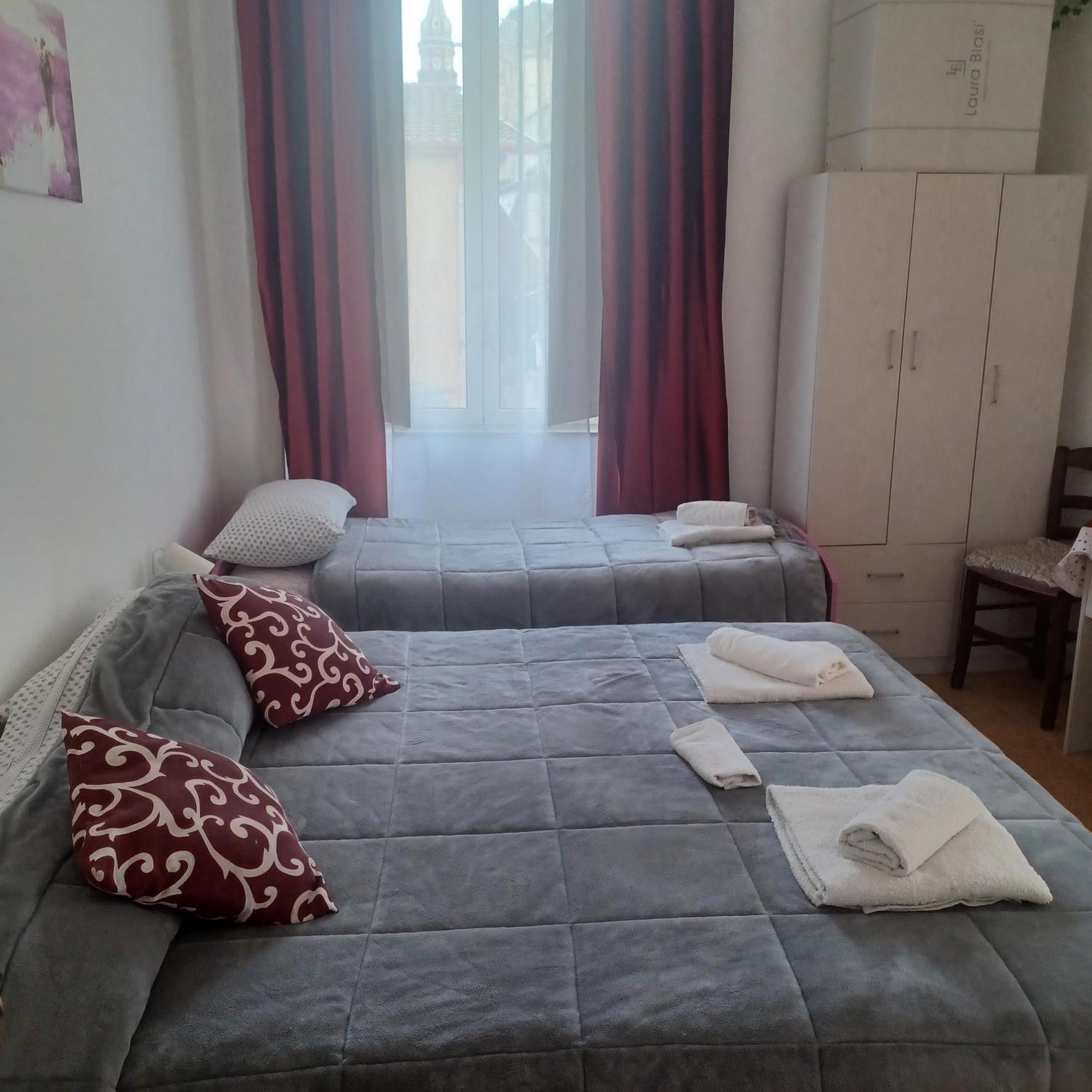 B&B Appartamenti Napoli Экстерьер фото